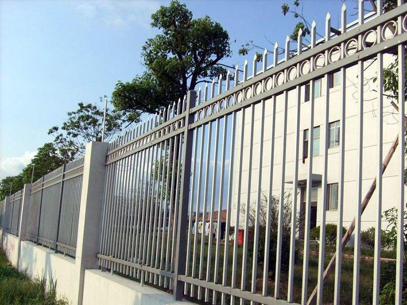 三橫梁鋅鋼護欄 三橫梁鋅鋼護欄